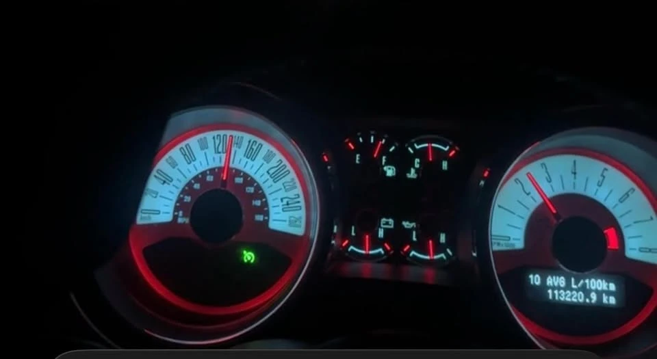 2011 Ford S197 Mustang - Image 6 of 20