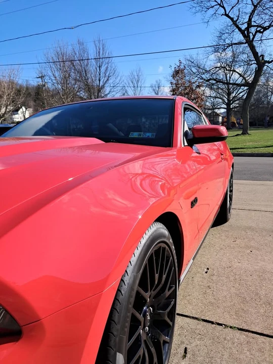 2011 Ford S197 Mustang - Image 2 of 11