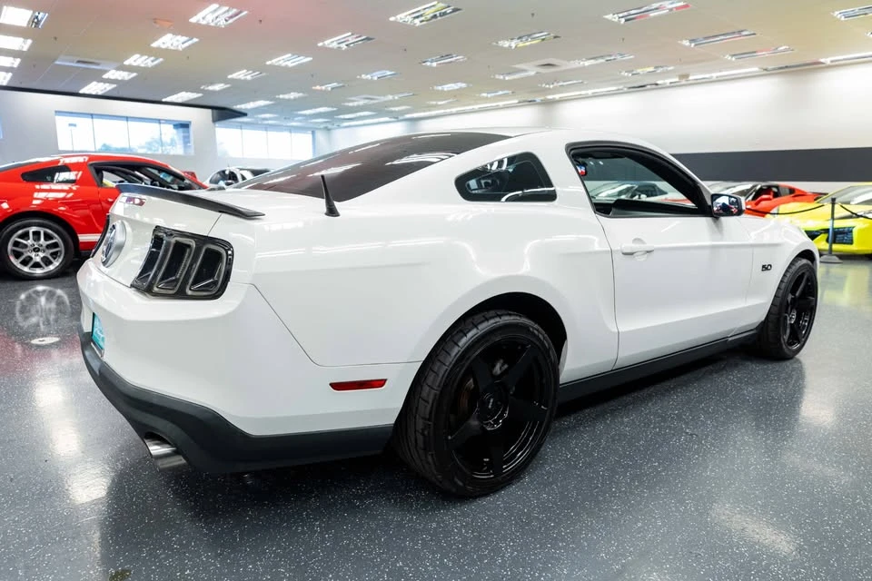2011 Ford S197 Mustang - Image 4 of 15