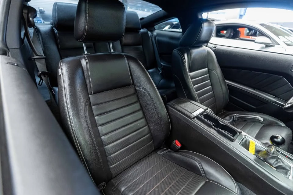 2011 Ford S197 Mustang - Image 13 of 15