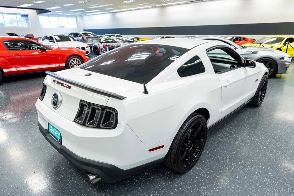 2011 Ford S197 Mustang - Image 5 of 15