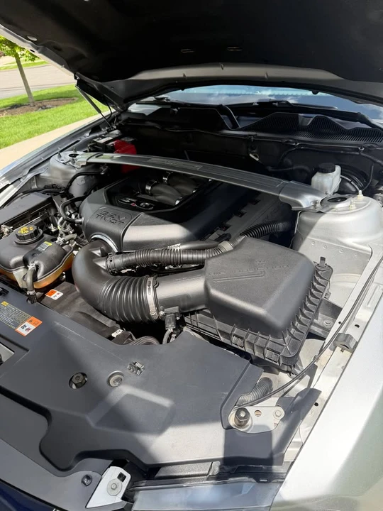2011 Ford S197 Mustang - Image 5 of 8