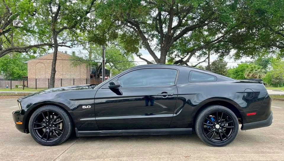 2011 Ford S197 Mustang GT - Image 7 of 10