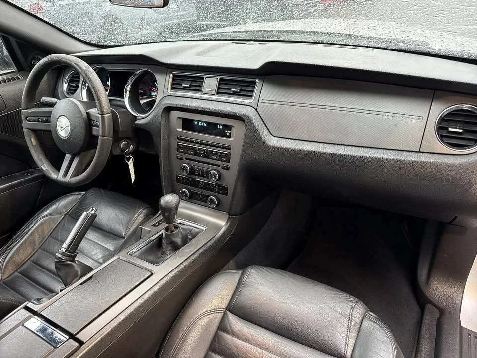 2011 Ford S197 Mustang - Image 19 of 20