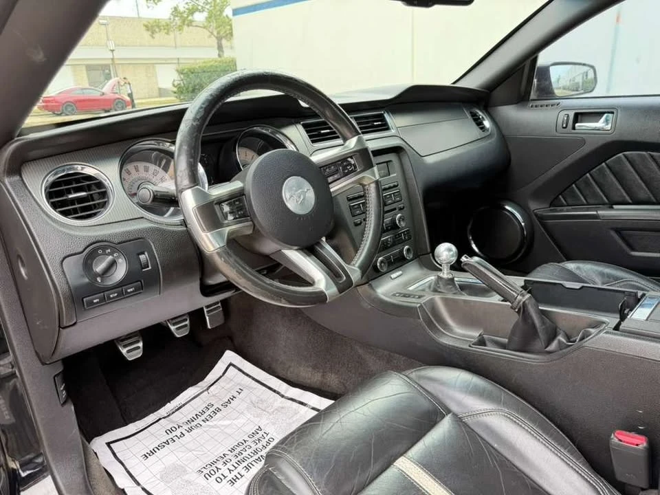 2011 Ford S197 Mustang - Image 4 of 11