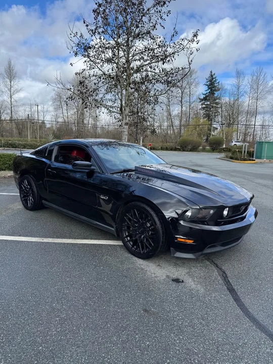 2011 Ford S197 Mustang - Image 3 of 8