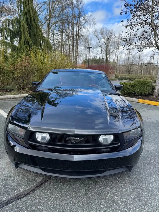 2011 Ford S197 Mustang - Image 2 of 8