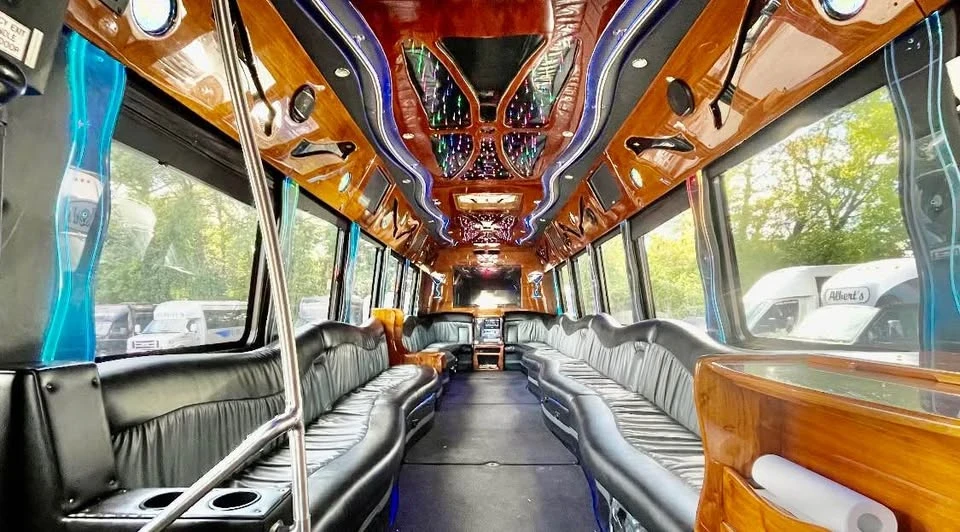 2011 Ford Econoline Van - Image 5 of 20