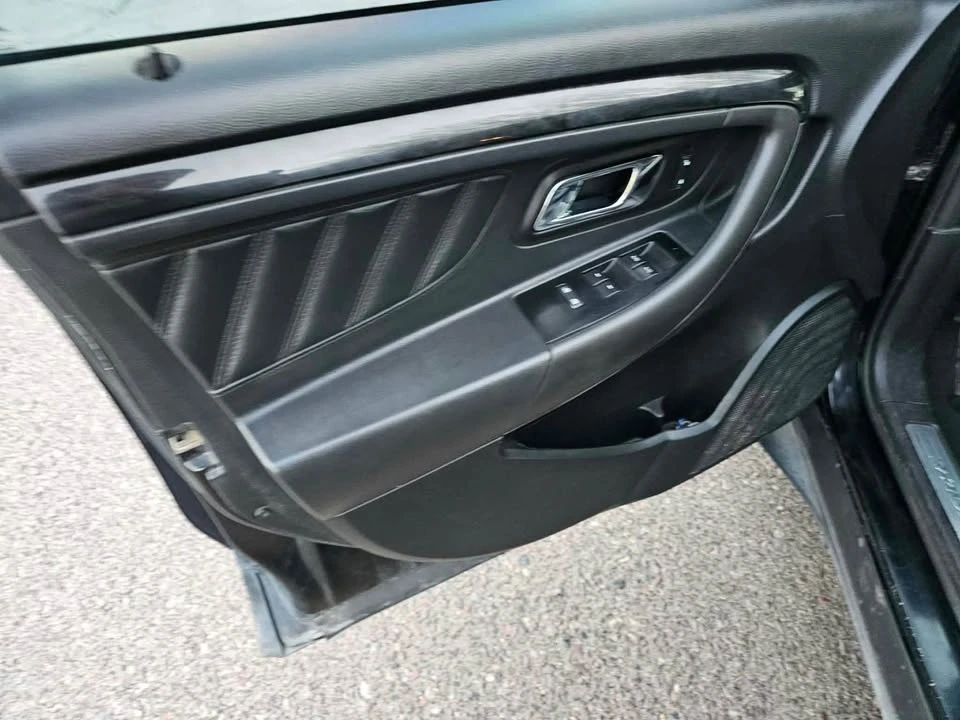2011 Ford Taurus 6th Gen - Image 7 of 8