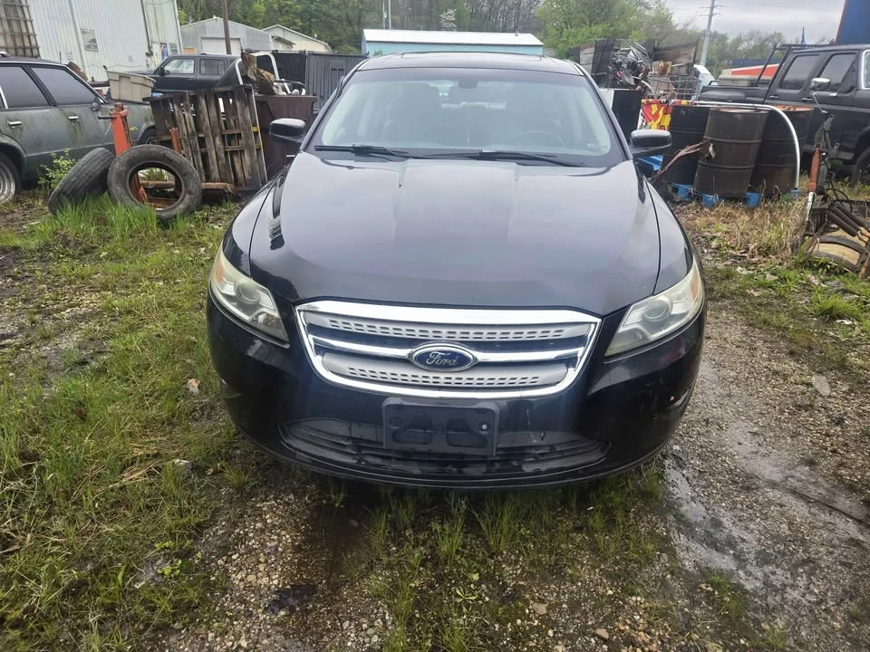 2011 Ford Taurus 6th Gen - Image 3 of 5