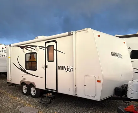 2011 Forest River Rockwood Mini Lite 2304 Travel Trailer