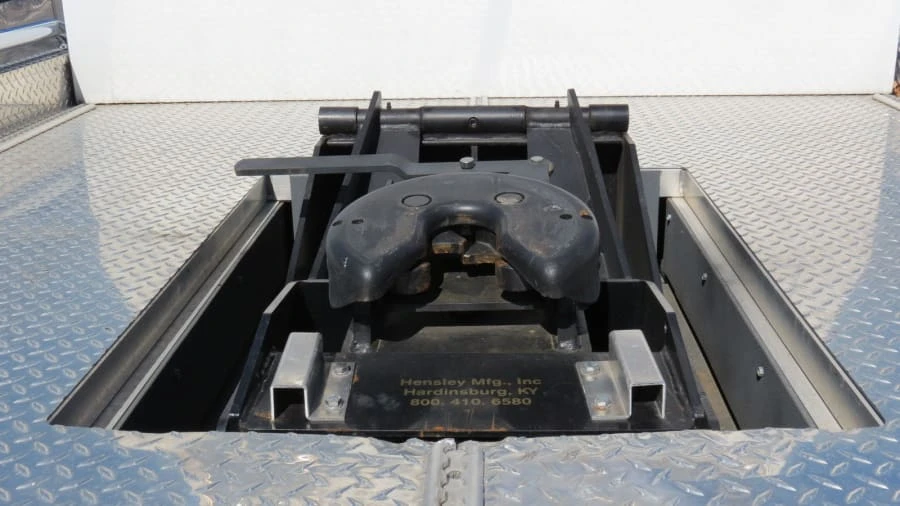 2011 Freightliner - Image 7 of 9