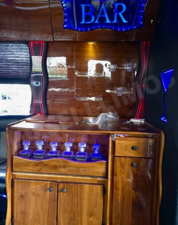 2011 Freightliner - Image 11 of 20