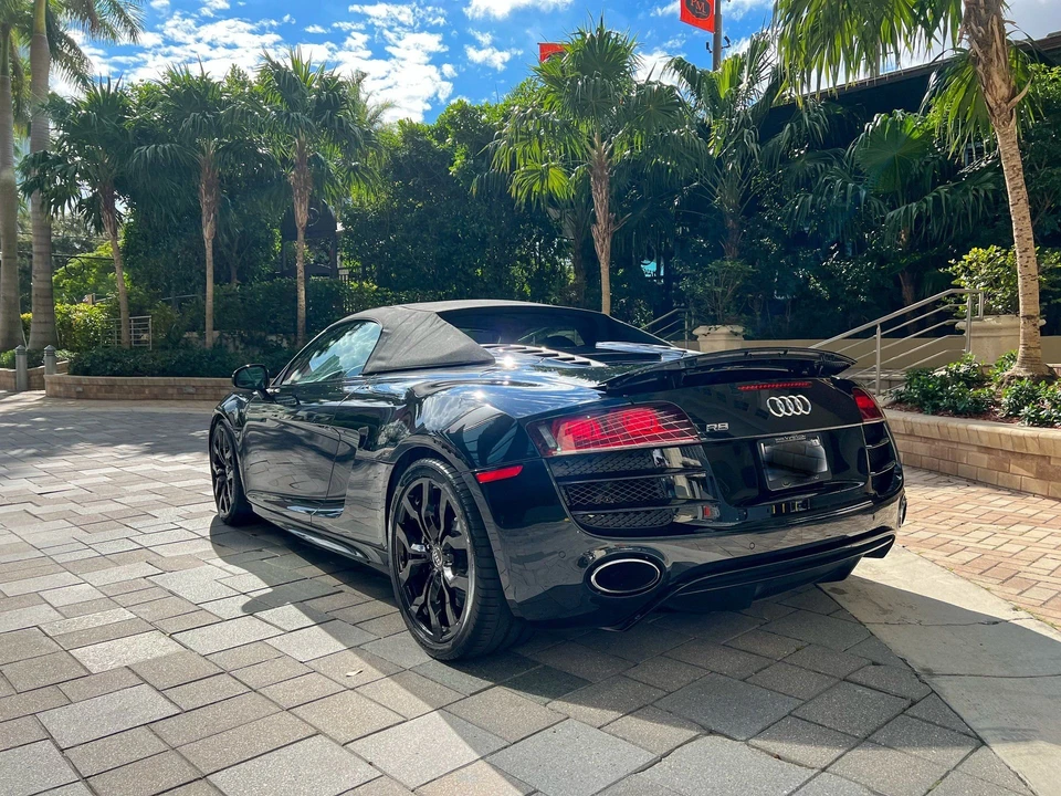 2011 Audi 42 R8 - Image 5 of 7