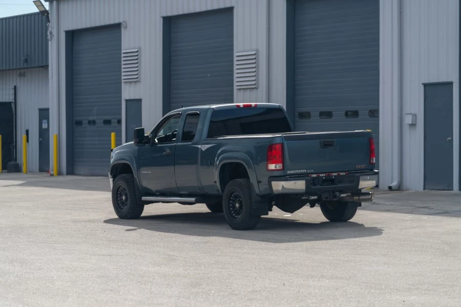 2011 GMC Sierra Heavy Duty 3rd Gen - Image 3 of 16