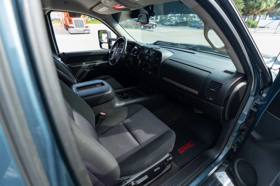 2011 GMC Sierra Heavy Duty 3rd Gen - Image 14 of 16
