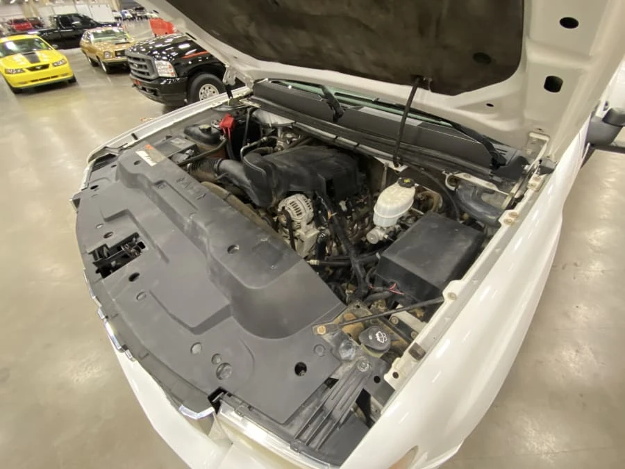 2011 GMC Sierra Heavy Duty 3rd Gen - Image 5 of 6