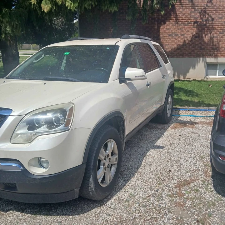 2011 GMC Acadia - Image 2 of 16