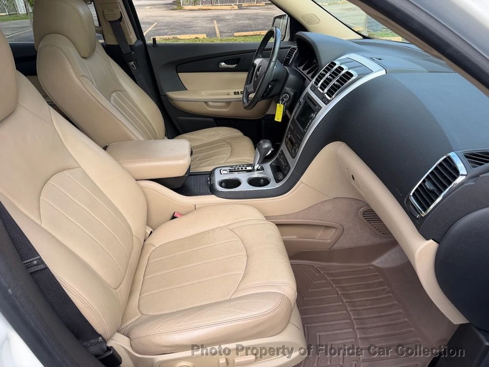 2011 GMC Acadia - Image 10 of 12
