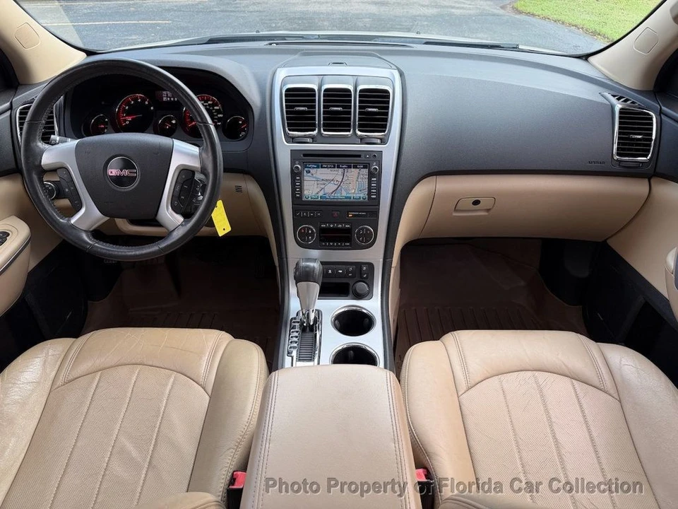 2011 GMC Acadia - Image 11 of 12