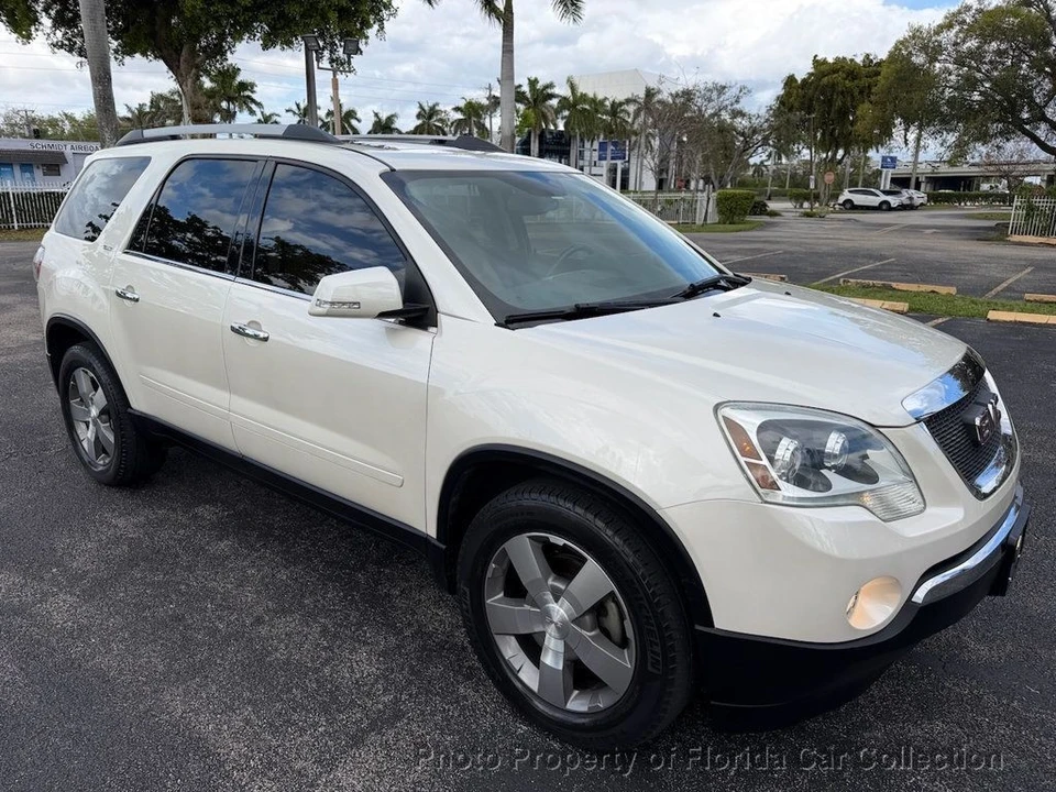 2011 GMC Acadia - Image 2 of 12