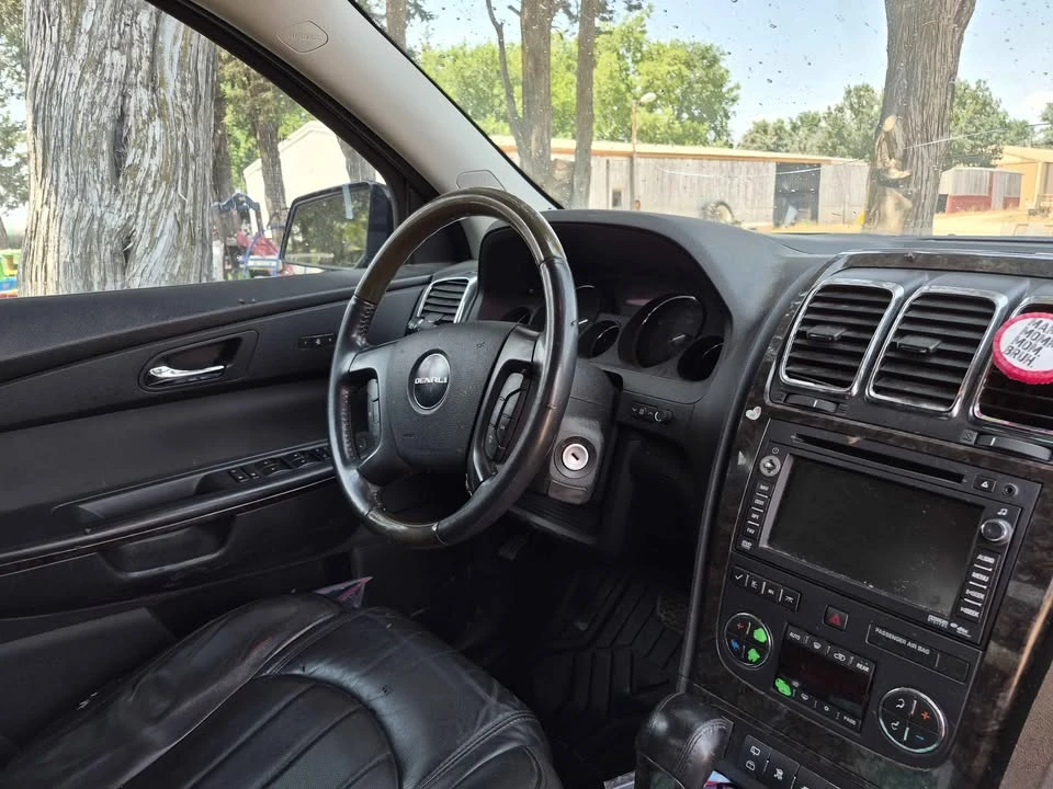 2011 GMC Acadia - Image 7 of 15