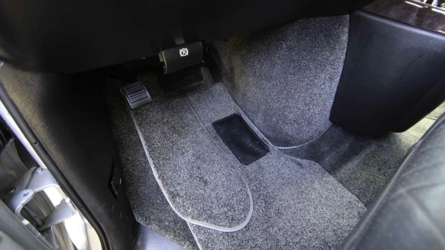 2011 GMC Savana - Image 25 of 31