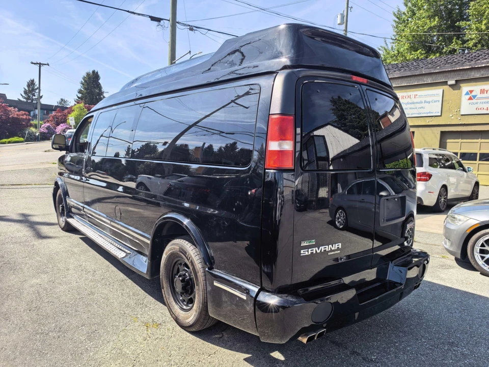 2011 GMC Savana - Image 8 of 31