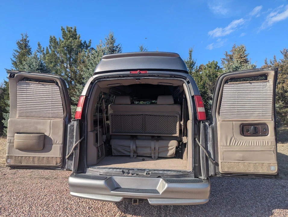 2011 GMC Savana - Image 20 of 21