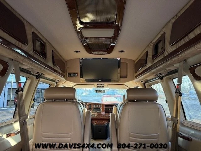 2011 GMC Savana - Image 19 of 21