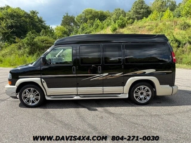 2011 GMC Savana - Image 9 of 21