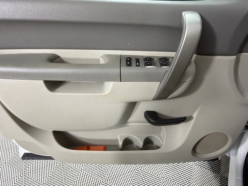 2011 GMC Sierra 3rd Gen - Image 11 of 21