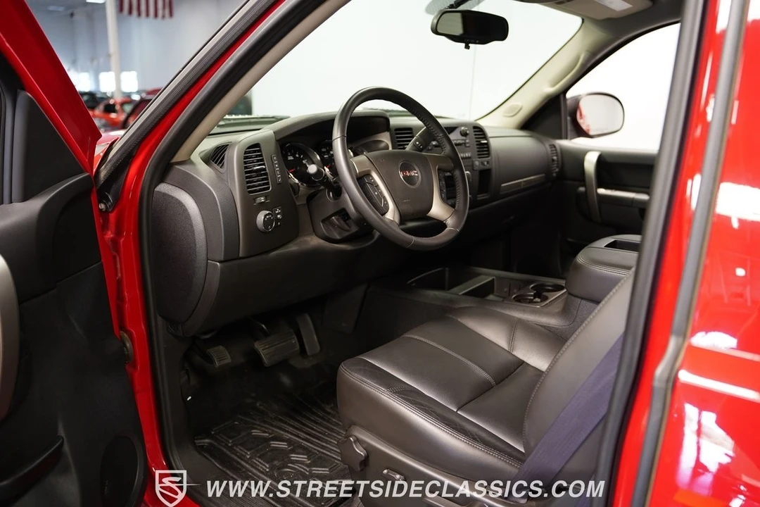 2011 GMC Sierra 3rd Gen - Image 5 of 12