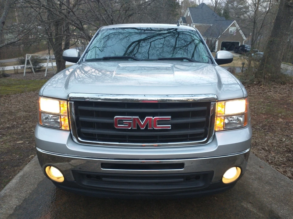 2011 GMC Sierra 3rd Gen - Image 5 of 21