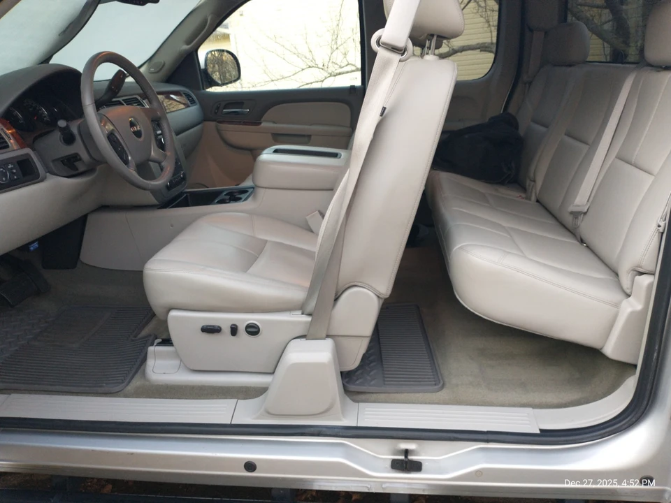 2011 GMC Sierra 3rd Gen - Image 11 of 21