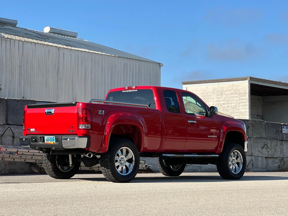2011 GMC Sierra 3rd Gen - Image 11 of 16