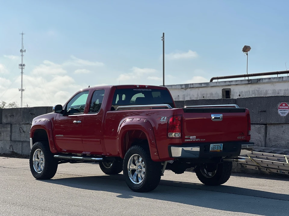 2011 GMC Sierra 3rd Gen - Image 9 of 16