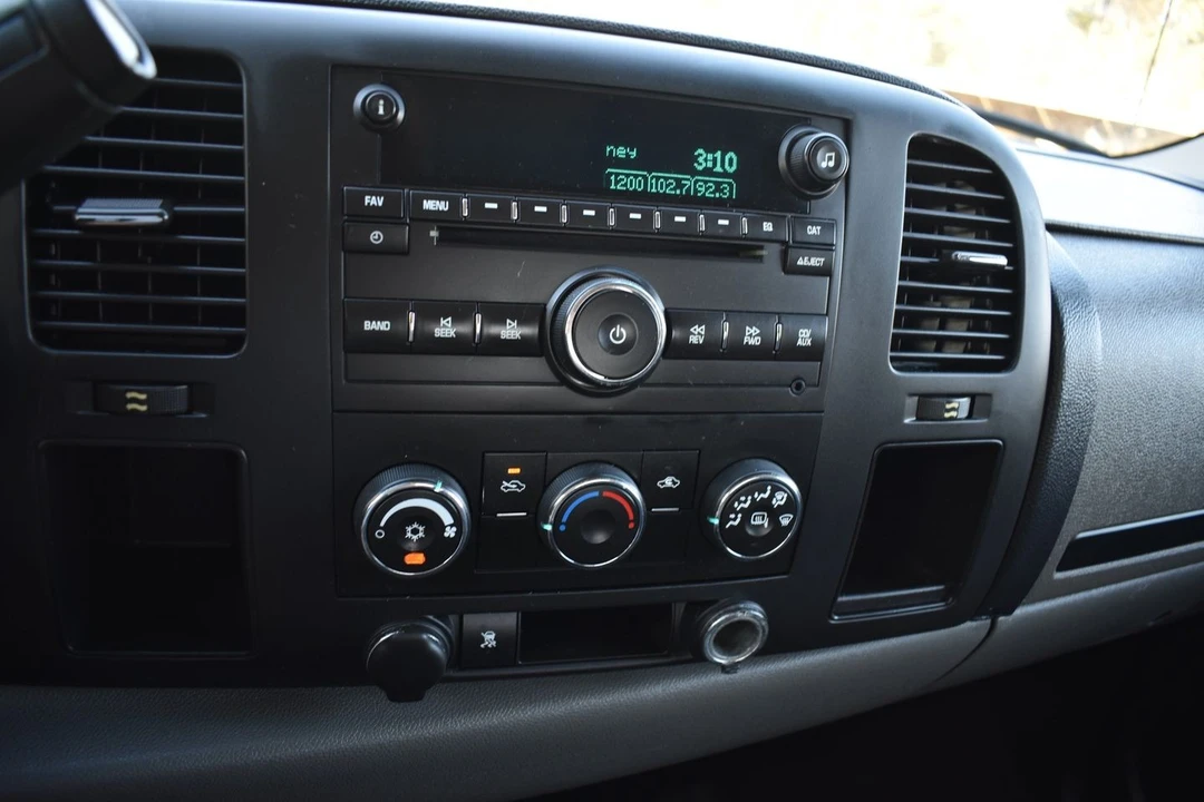 2011 GMC Sierra 2nd Gen - Image 12 of 12