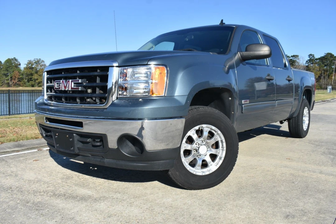 2011 GMC Sierra 2nd Gen - Image 5 of 12