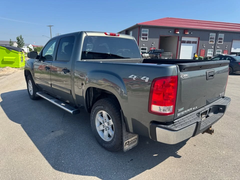 2011 GMC Sierra 3rd Gen - Image 3 of 15