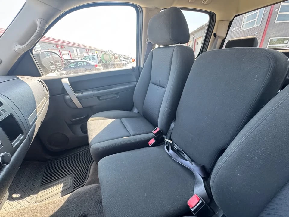2011 GMC Sierra 3rd Gen - Image 11 of 15