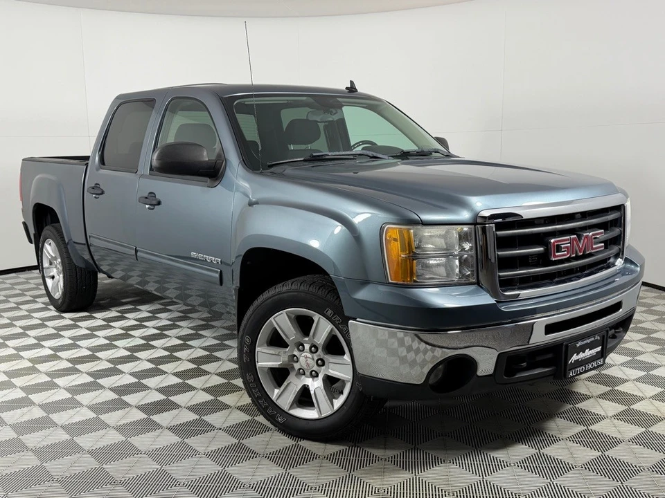 2011 GMC Sierra 3rd Gen - Image 2 of 21