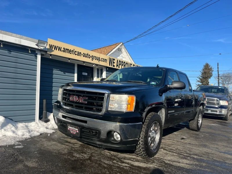 2011 GMC Sierra 2nd Gen - Image 2 of 12