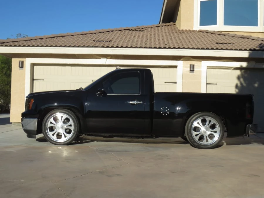 2011 GMC Sierra 3rd Gen - Image 2 of 12