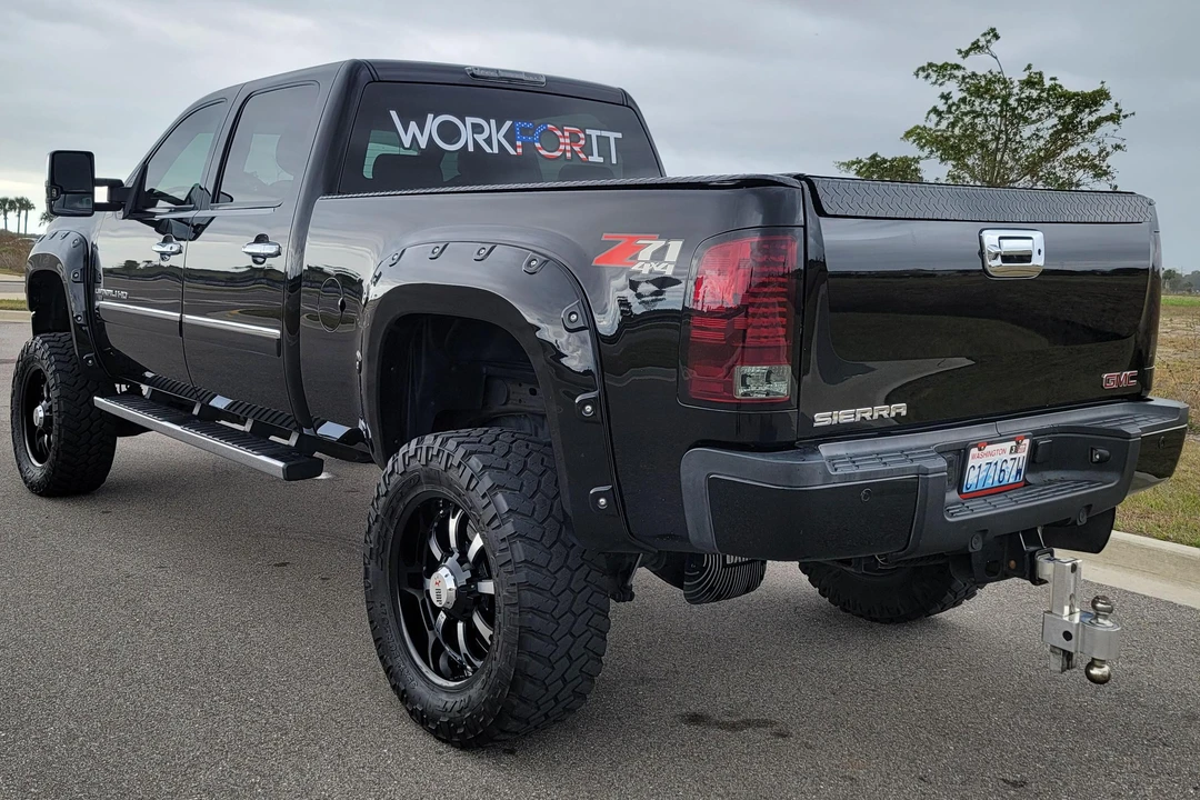 2011 GMC Sierra Heavy Duty 3rd Gen - Image 4 of 31