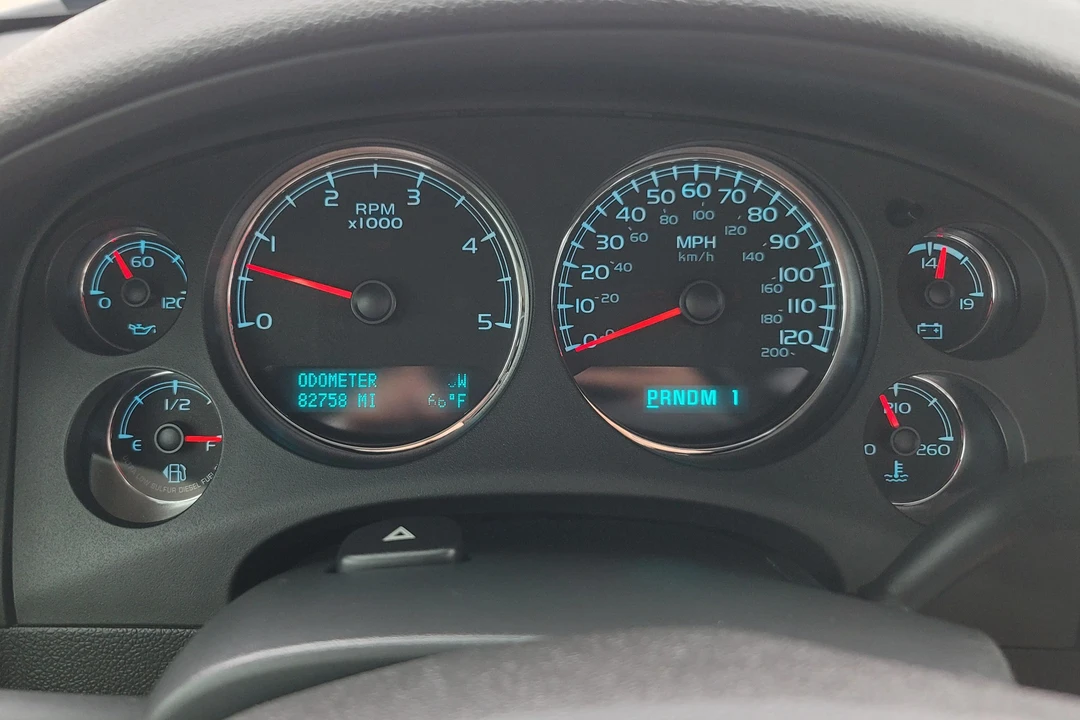 2011 GMC Sierra Heavy Duty 3rd Gen - Image 28 of 31
