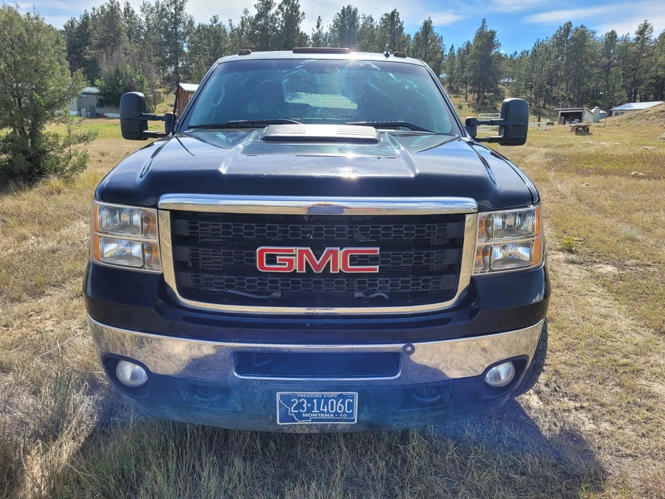 2011 GMC Sierra Heavy Duty 3rd Gen - Image 4 of 21