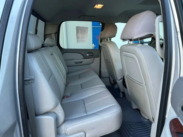 2011 GMC Sierra Heavy Duty 2nd Gen - Image 12 of 21