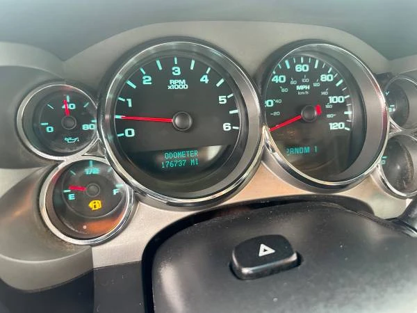 2011 GMC Sierra Heavy Duty 3rd Gen - Image 12 of 13