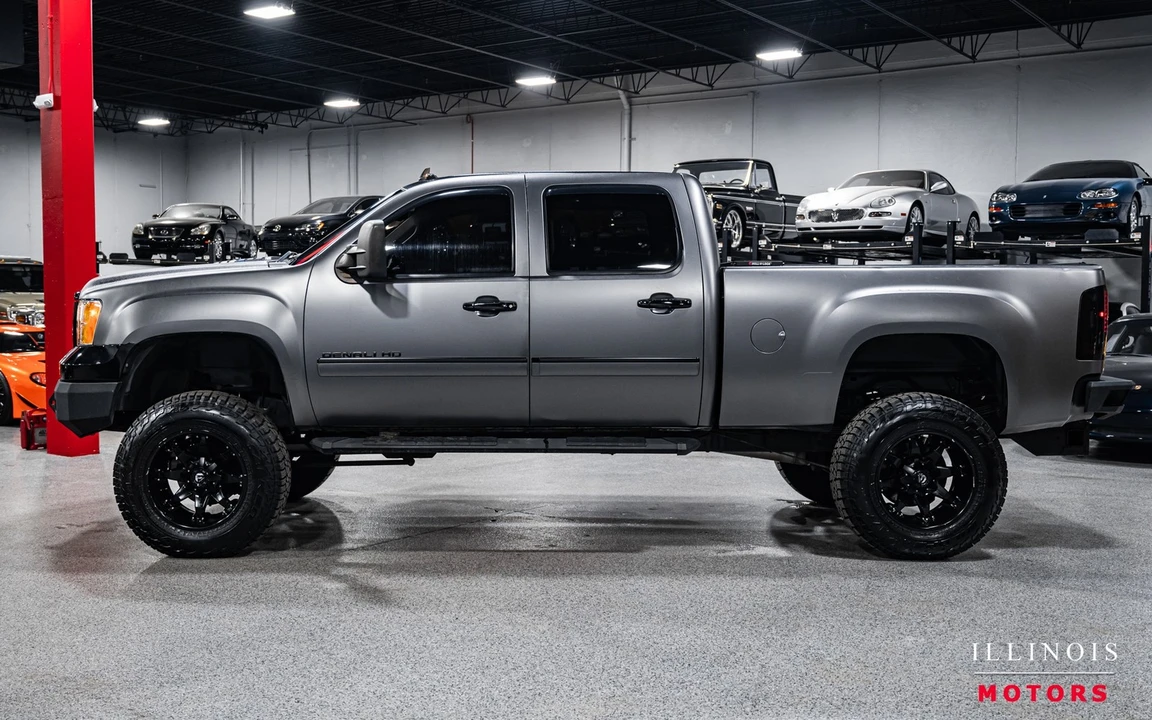 2011 GMC Sierra Heavy Duty 3rd Gen - Image 2 of 21